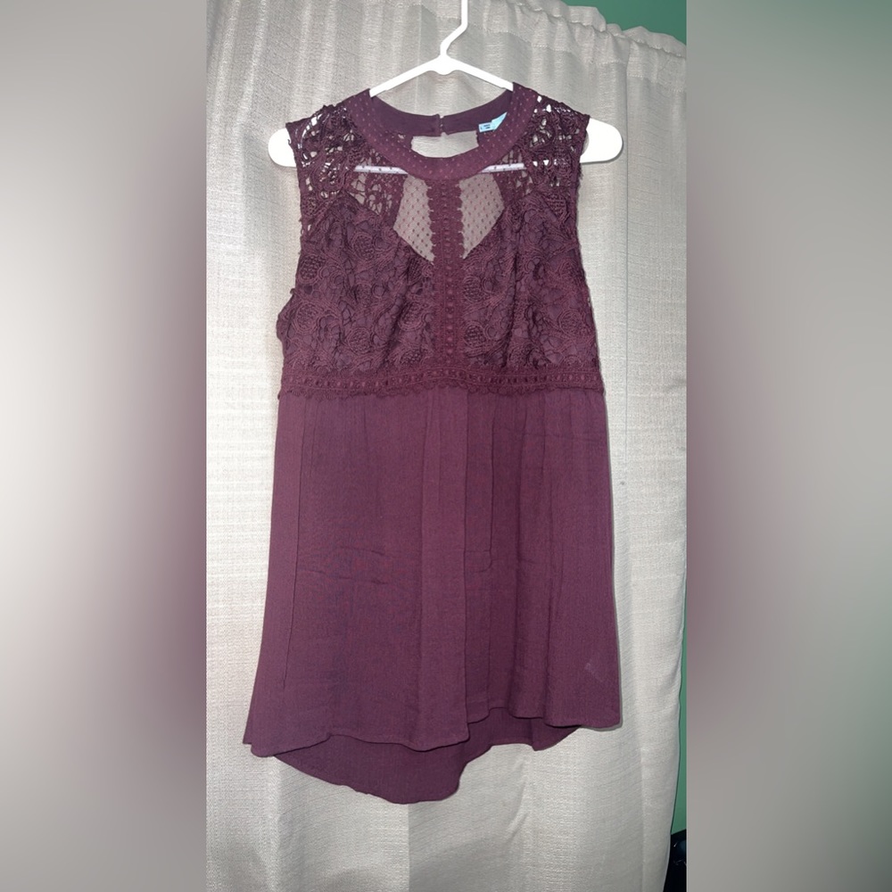Maurice’s Maroon/Burgundy Lace Babydoll Top Large